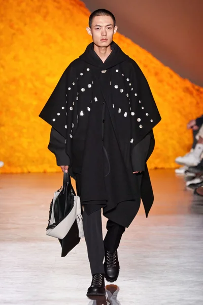 Look 39